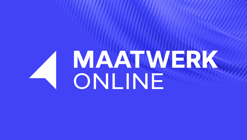 Maatwerk Online - Logo on a blue background with white text and arrow symbol.